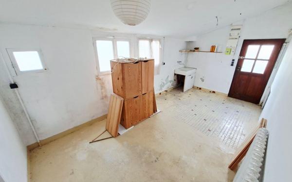 Maison à vendre    4 pièces •  Lanmeur