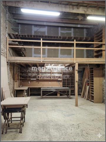 Immeuble à NERE, 17510 - 429m²