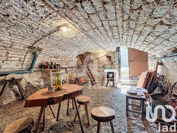 Maison à vendre 5 pièces 95 m² Chablis