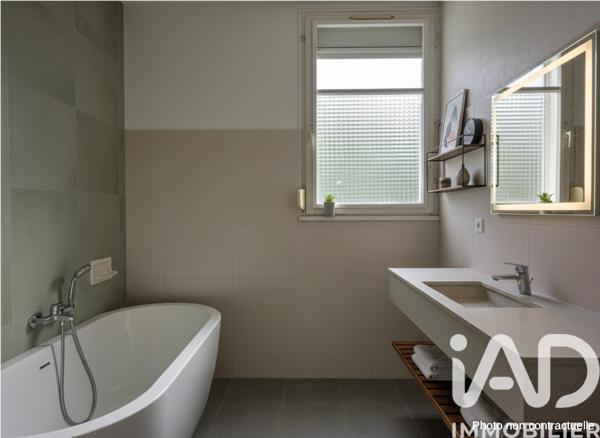 Maison à vendre 6 pièces 106 m² Saint-Glen