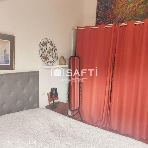 TRES BEL APPARTEMENT AVEC BEAUCOUP DE CACHET