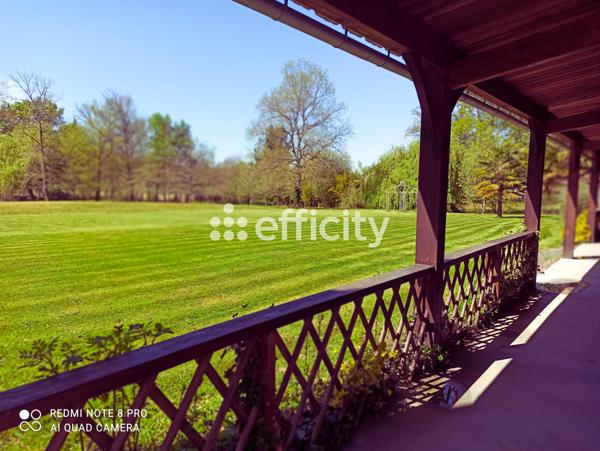 Local Commercial 5 pièces - 237 m²