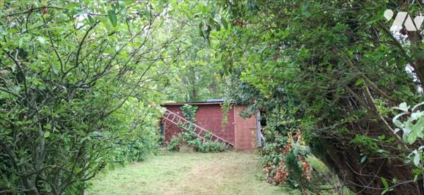 A 350m du port et 700m de la première plage