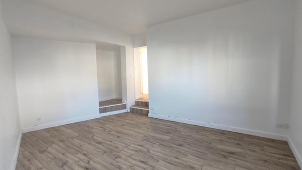 APPARTEMENT REZ DE JARDIN