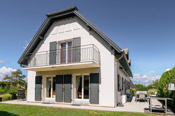 Maison 6 pièces de 165 m² à Rixheim 68170