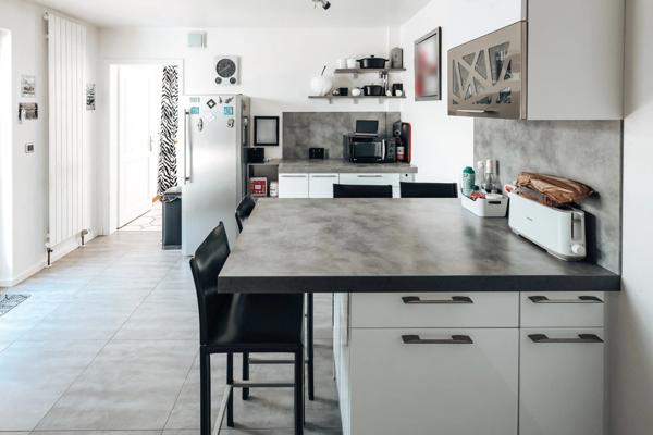 Maison 6 pièces de 165 m² à Rixheim 68170