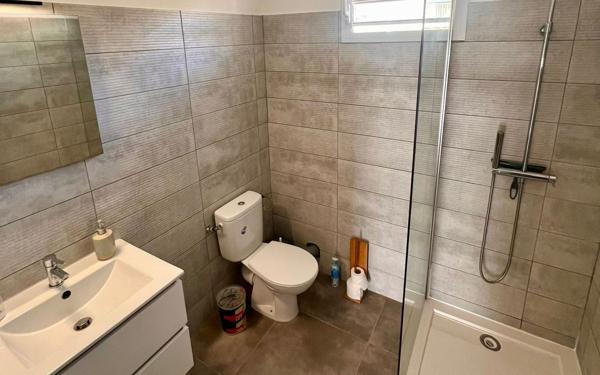 Appartement à louer    4 pièces •  Petit-Bourg