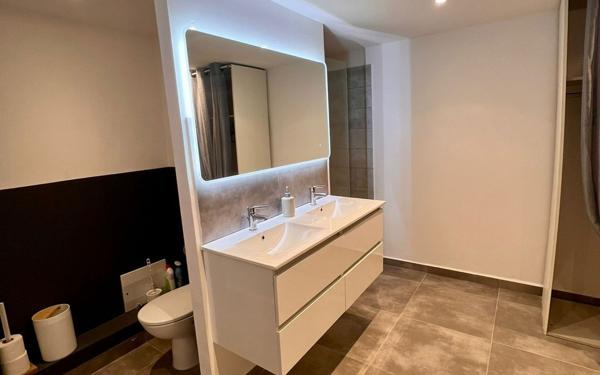 Appartement à louer    4 pièces •  Petit-Bourg