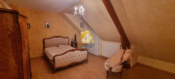 Maison - 6 pièces - 200 m²