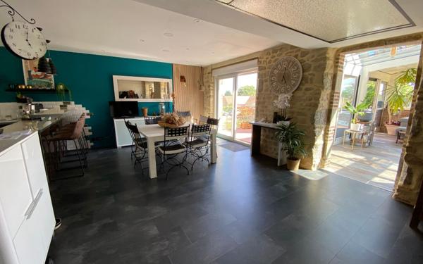 Maison à vendre    6 pièces •  Alençon