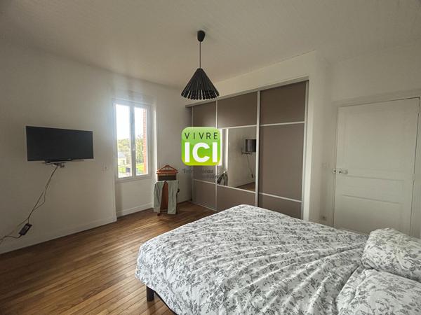 MISSILLAC - Maison de Maître en plein coeur de ville - 210 m² - Jardin remarquable