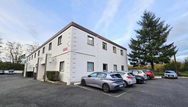 Dpt Essonne (91), Bureaux à louer à CHAMPLAN