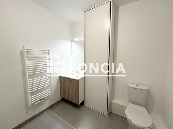 Location Appartement 4 pièces 80.1 m² - 1 ALLEE DES PEUPLERAIES Bordeaux 33100