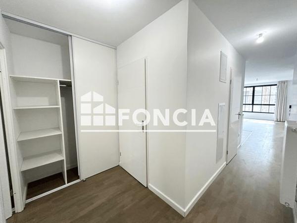 Location Appartement 4 pièces 80.1 m² - 1 ALLEE DES PEUPLERAIES Bordeaux 33100