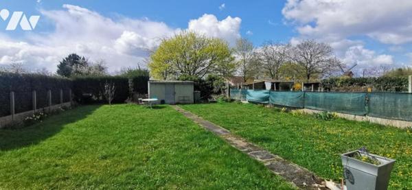 ACHICOURT - Pavillon Individuel avec jardin, vaste garage SH env. 157 m²   