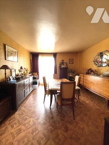 Saint-Maur-des-Fossés — Quartier Adamville — Appartement 3 pièces avec balcon, parking et cave — À r