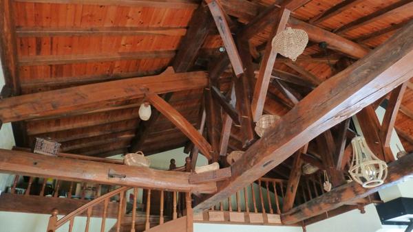 MAISON D' EXCEPTION AU CALME DE 177 M2 HABITABLES