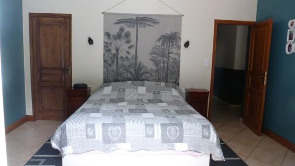 MAISON D' EXCEPTION AU CALME DE 177 M2 HABITABLES