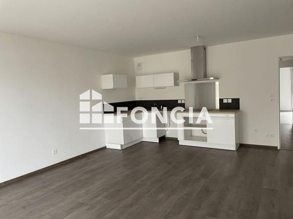 Location Appartement 4 pièces 85.92 m² - 8 RUE DES CHAMPS A LA RONCE Dijon 21000