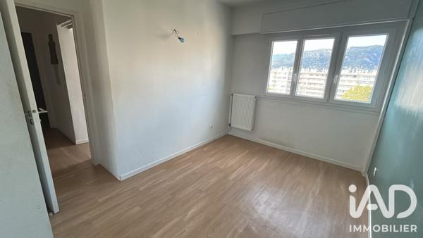 Location appartement 4 pièces 80,52 m² Toulon