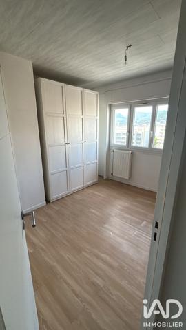 Location appartement 4 pièces 80,52 m² Toulon