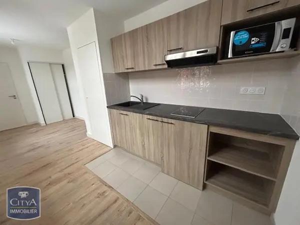 Appartement à louer 1 pièce 47.3m²