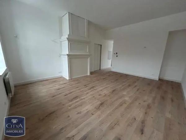 Appartement à louer 1 pièce 47.3m²