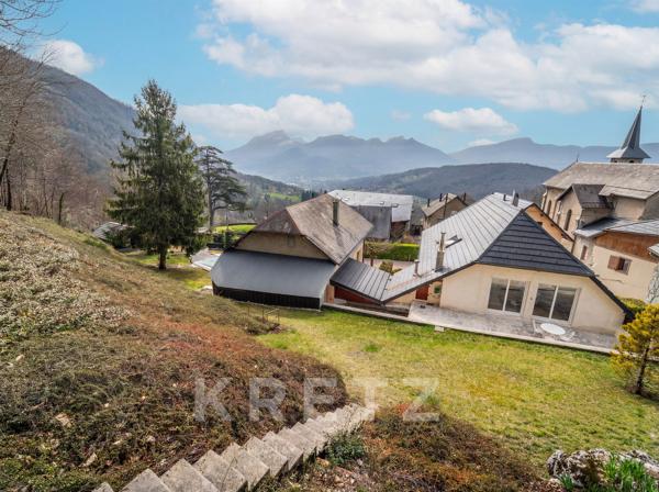 Évasion sur les Hauteurs de Chambéry, 2 maisons, jolie vue dégagée