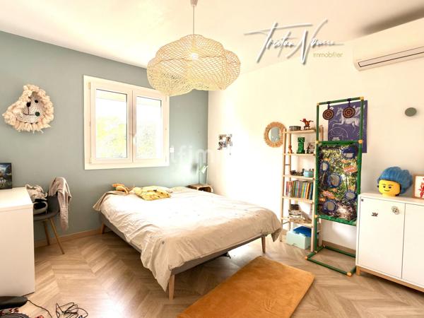 Maison 3 faces de 120 m2 - 4 chambres - Villeneuve de la Raho