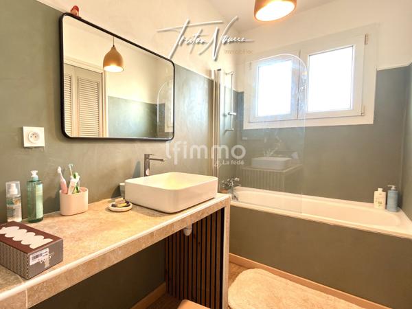 Maison 3 faces de 120 m2 - 4 chambres - Villeneuve de la Raho