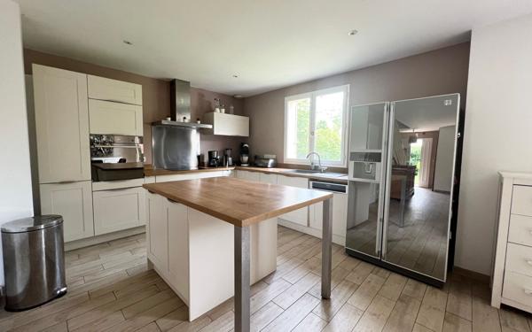 Maison à vendre    7 pièces • 147,41 m2 Le Plessis-Trévise