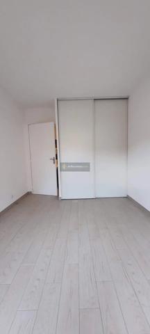 Location                                                      Appartement
                        
                     2 pièces                      43 m2                     à Saint-Aygulf