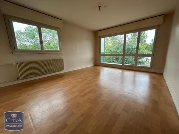 Appartement à louer 3 pièces 75m²