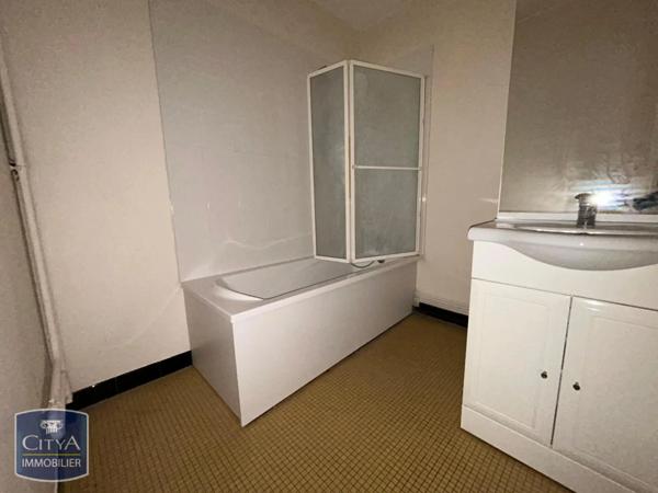 Appartement à louer 3 pièces 75m²