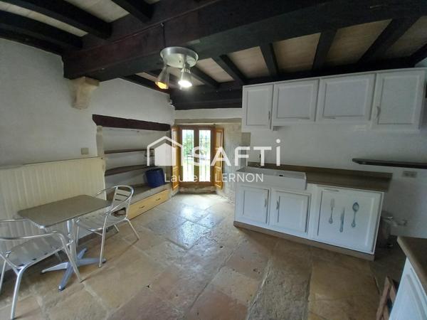 MAISON ANCIENNE AVEC TOUR DE 130 M²