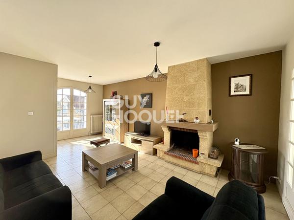 À vendre : Maison spacieuse de 6 pièces à Villenave d'Ornon !