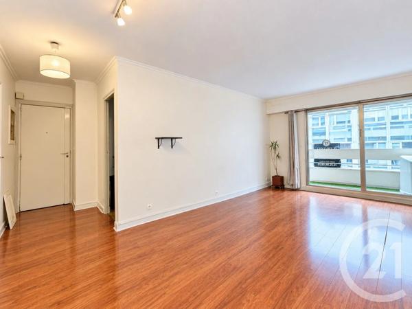Appartement F3 à vendre  3 pièces - 67,59 m 2   PARIS  - 75013