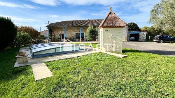 Corps de ferme rénové.