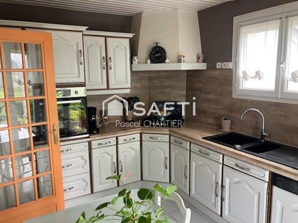 Nouveauté sur La Daguenière, maison de 128 m2 alliant calme de la campagne et proximité de la ville.