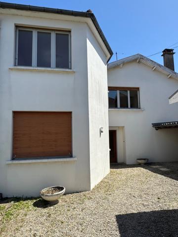 ENSEMBLE IMMOBILIER / DEUX MAISONS DE VILLE ET JARDIN CLOS