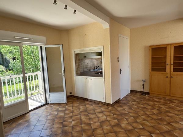 ENSEMBLE IMMOBILIER / DEUX MAISONS DE VILLE ET JARDIN CLOS