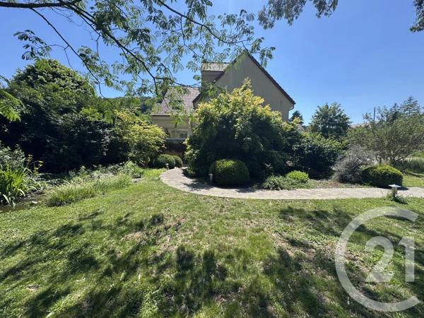 Maison à vendre  7 pièces - 205,60 m 2   GIF SUR YVETTE  - 91