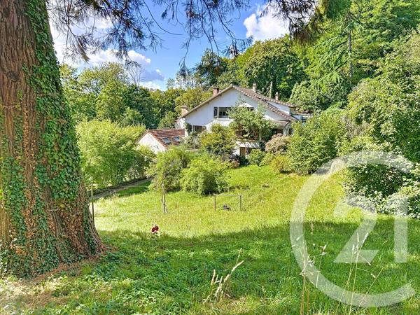 Maison à vendre  7 pièces - 205,60 m 2   GIF SUR YVETTE  - 91