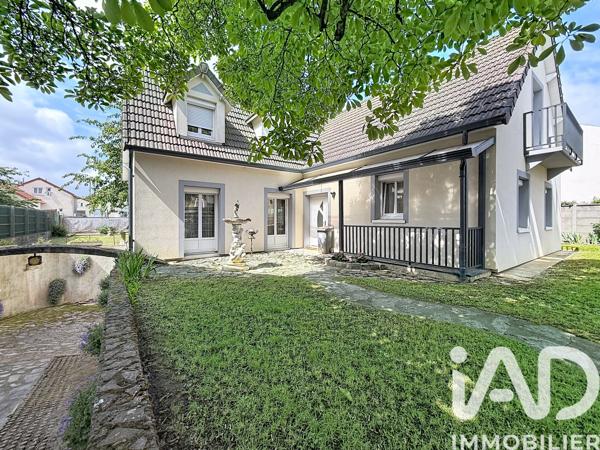 Maison à vendre 7 pièces 210 m² Viry-Châtillon
