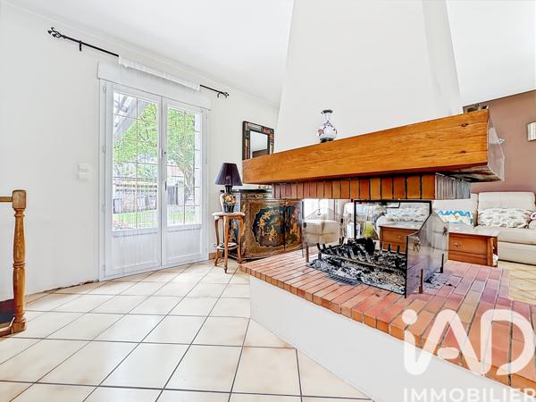 Maison à vendre 7 pièces 210 m² Viry-Châtillon