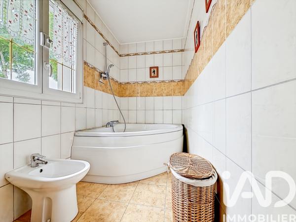 Maison à vendre 7 pièces 210 m² Viry-Châtillon
