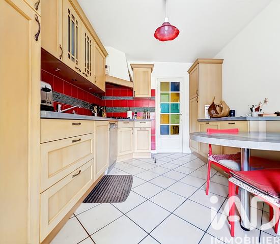 Maison à vendre 7 pièces 210 m² Viry-Châtillon