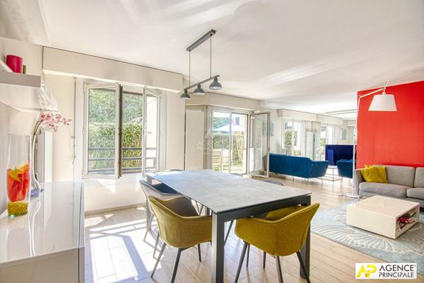 Versailles Clagny Appartement 5 pièces 117.05 m² carrez en rez-de-jardin avec terrasse privative, cave et parking 825 000 € **  - Référence  28255