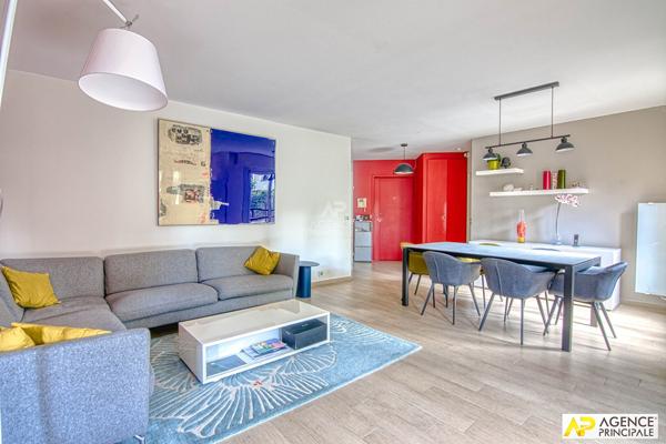 Versailles Clagny Appartement 5 pièces 117.05 m² carrez en rez-de-jardin avec terrasse privative, cave et parking 825 000 € **  - Référence  28255