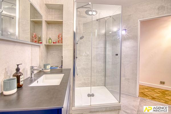 Versailles Clagny Appartement 5 pièces 117.05 m² carrez en rez-de-jardin avec terrasse privative, cave et parking 825 000 € **  - Référence  28255
